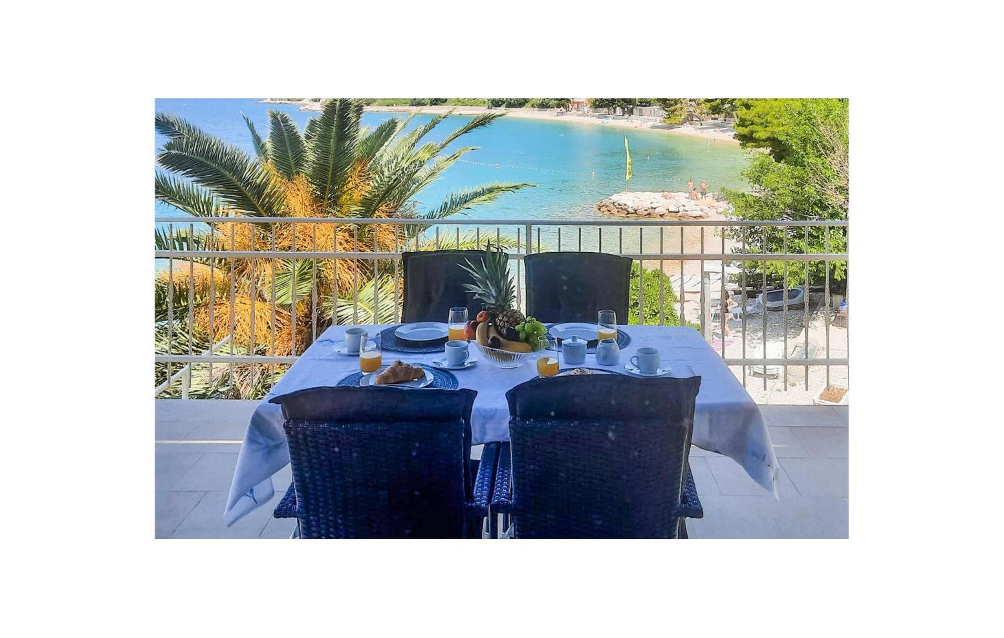 Nice Apartment In Podaca With Wi-Fi エクステリア 写真